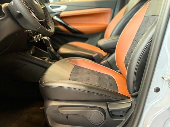 2026 Lada (ВАЗ) Vesta Cross I Рестайлинг (NG), серый - вид 8
