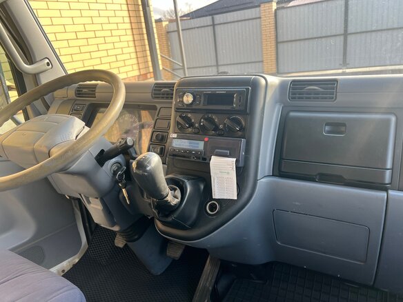 2013 Fuso (Mitsubishi) Canter, белый, 1700000 рублей - вид 9