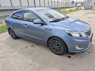 2013 Kia Rio 5-speed III, голубой, 749000 рублей, вид 1