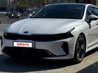 2020 Kia K5 III, белый, 2640000 рублей, вид 1