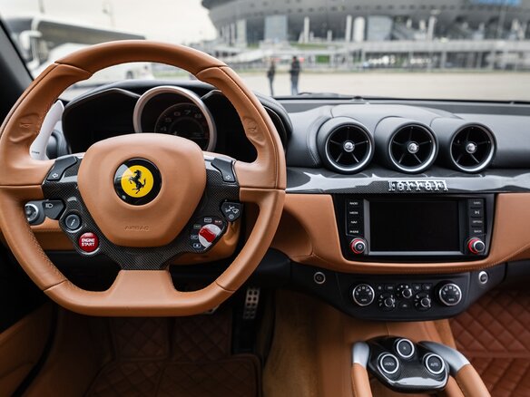 2015 Ferrari FF, красный - вид 26