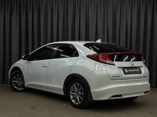 2013 Honda Civic IX, белый, 849900 рублей, вид 4