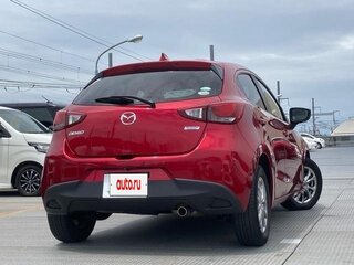 2017 Mazda Demio IV (DJ), красный, 770000 рублей, вид 5