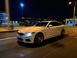 2018 BMW 4 серии Gran Coupe 440i xDrive F32/F33/F36 Рестайлинг, белый, 3600000 рублей, вид 4