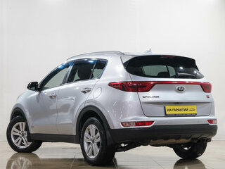 2018 Kia Sportage IV, серебристый, 1829000 рублей, вид 4