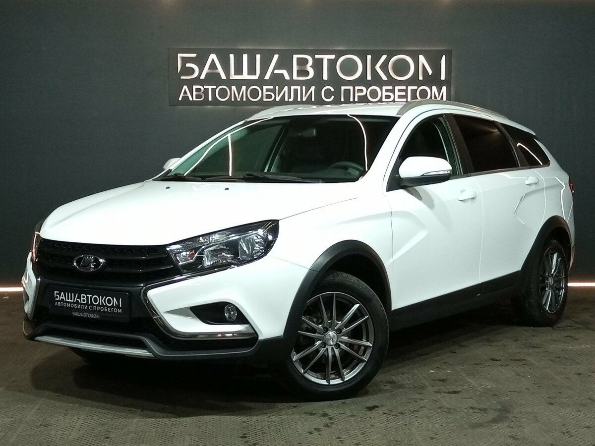 Открыть фотографии: Lada (ВАЗ) Vesta I