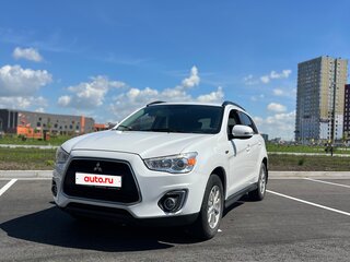 2014 Mitsubishi ASX I Рестайлинг, белый, 1200000 рублей, вид 2