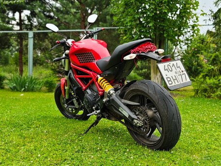 2017 Ducati Monster 797, красный, 549000 рублей, вид 2