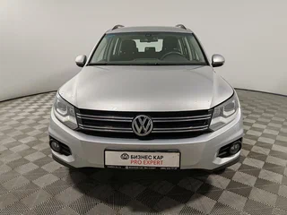 2013 Volkswagen Tiguan I Рестайлинг, серебристый, 1529000 рублей, вид 2