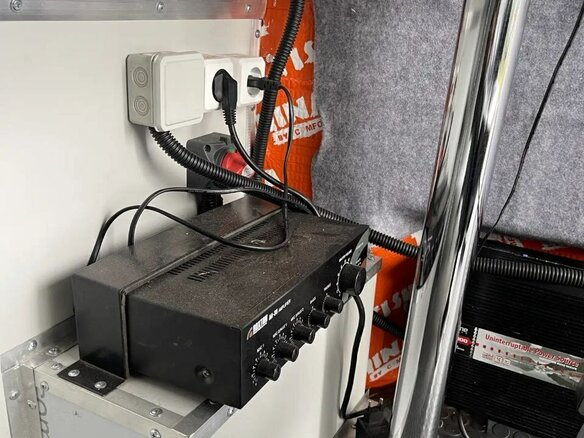 2007 Ford Transit, белый, 1450000 рублей - вид 3