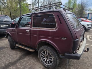 2011 Lada (ВАЗ) 2121 (4x4) I Рестайлинг, пурпурный, 360000 рублей, вид 3