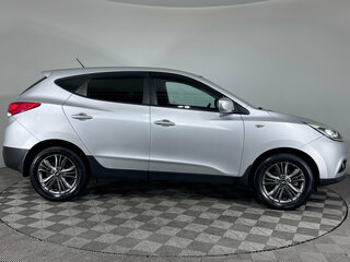 2014 Hyundai ix35 I Рестайлинг, серебристый, 1330000 рублей, вид 4