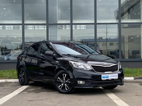 2016 Kia Rio III Рестайлинг, чёрный, 969000 рублей - вид 2