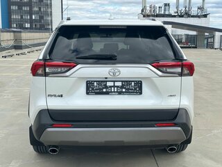 2020 Toyota RAV4 V (XA50), белый, 3369000 рублей, вид 4