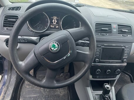 2013 Skoda Yeti I, синий, 690000 рублей, вид 5
