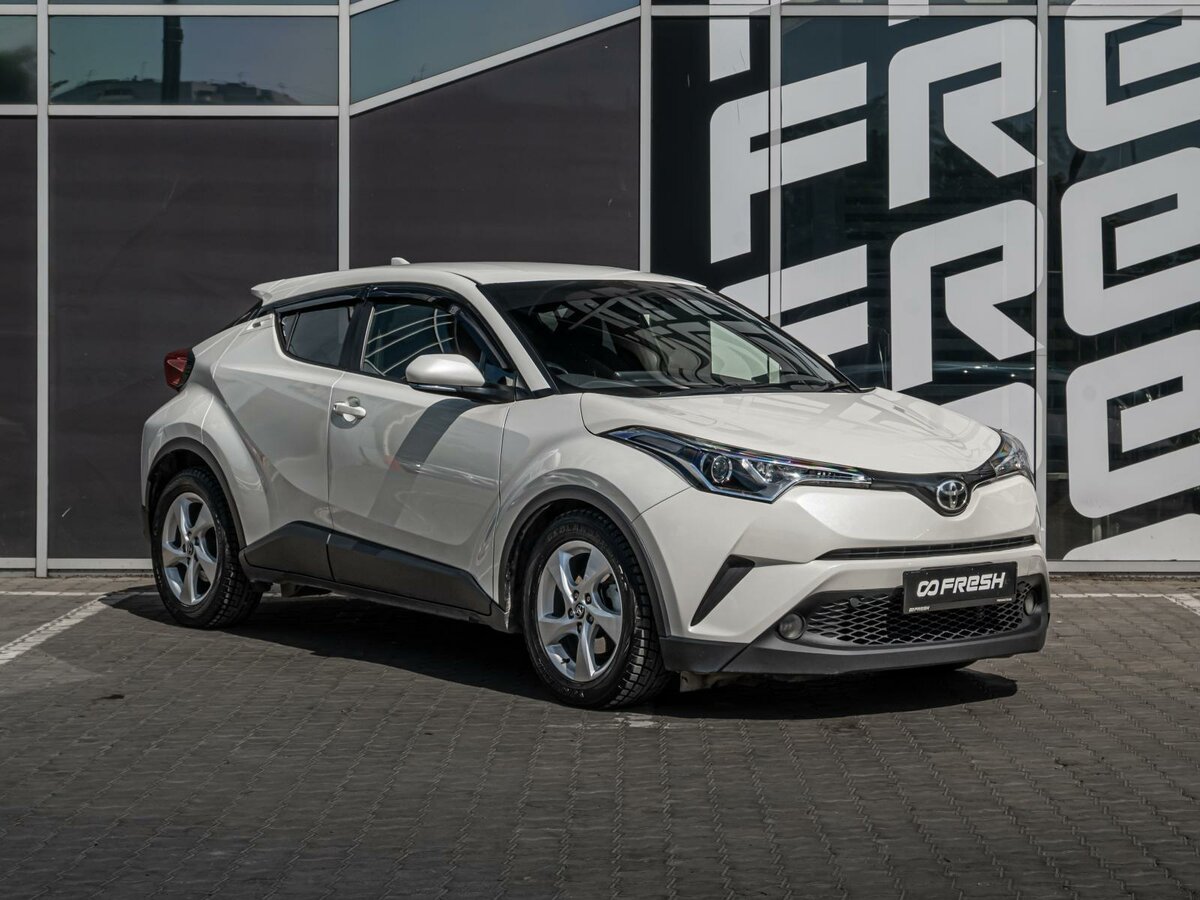 Открыть фотографии: Toyota C-HR I
