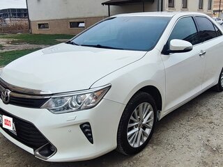 2015 Toyota Camry VII (XV50) Рестайлинг, пурпурный, 1700000 рублей, вид 3
