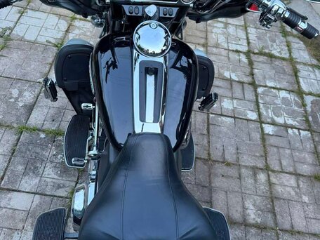 2013 Harley-Davidson Ultra Limited, серый, 930000 рублей, вид 3