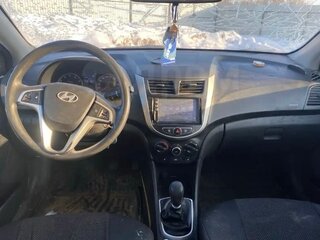 2012 Hyundai Solaris I, серый, 370000 рублей, вид 5
