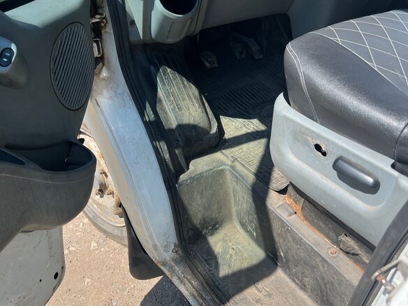 2006 Ford Transit, белый, 790000 рублей - вид 5