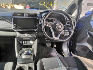 2020 Nissan Leaf II (ZE1), синий, 2600000 рублей, вид 2