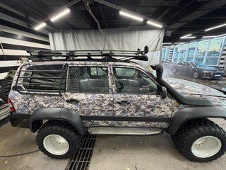 2007 Toyota Land Cruiser 105 100 Series Рестайлинг 2, серебристый, 3200000 рублей, вид 3