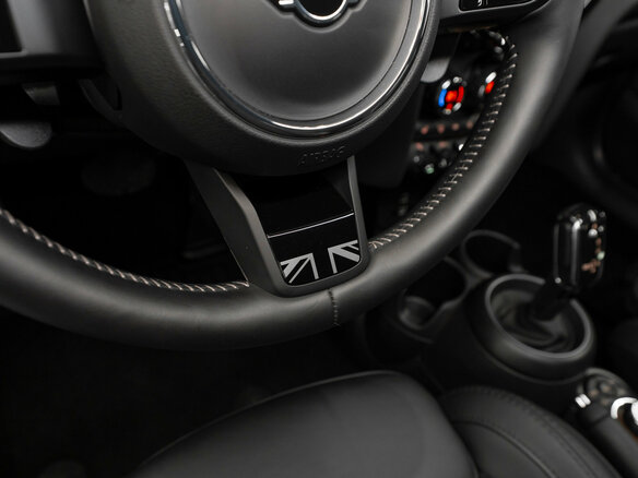 2022 Mini Hatch Cooper S III (F55/F56) Рестайлинг 2, серый, 3760000 рублей - вид 29