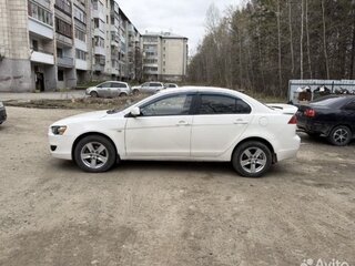 2007 Mitsubishi Lancer X, белый, 440000 рублей, вид 2