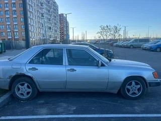 1991 Mercedes-Benz W124 300, серый, 250000 рублей, вид 4