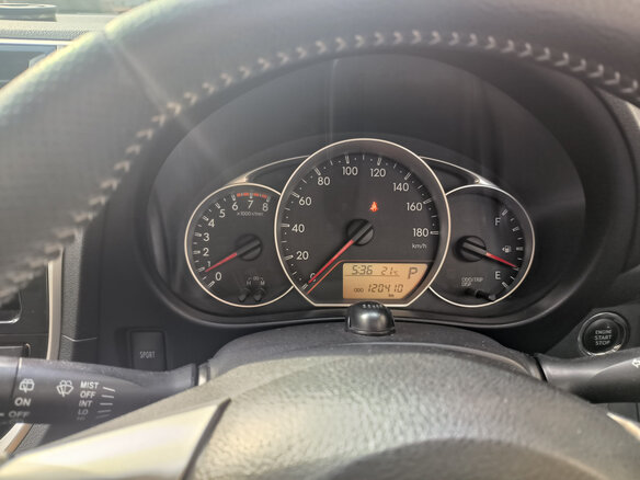 2014 Toyota Ractis II, серебристый, 865000 рублей - вид 5