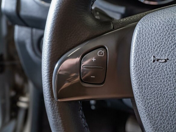 2015 Renault Logan II, серый, 734000 рублей - вид 13