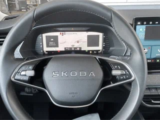 2023 Skoda Octavia IV (A8), чёрный, 3691336 рублей, вид 5