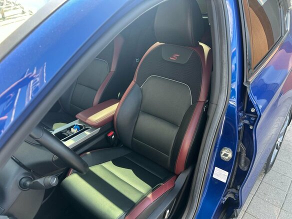 2022 Geely Coolray I, синий, 1710000 рублей - вид 15
