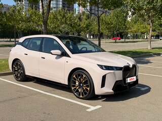 2022 BMW iX M60 I (I20), белый, 13300000 рублей, вид 1