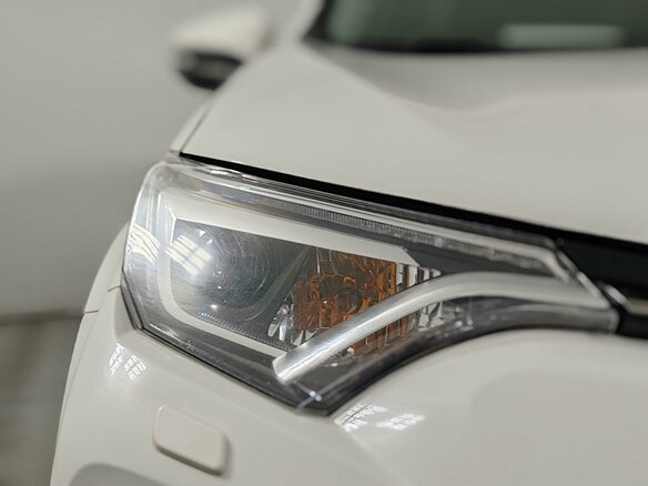 2016 Toyota RAV4 IV (XA40) Рестайлинг, белый - вид 16