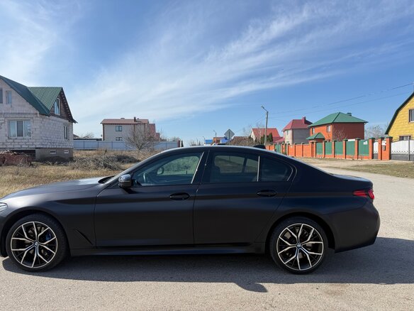 2021 BMW 5 серии 530d xDrive VII (G30/G31/G38) Рестайлинг, чёрный, 7150000 рублей - вид 5