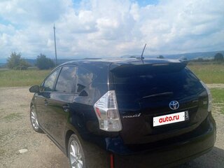 2012 Toyota Prius III Рестайлинг (XW30), чёрный, 1500000 рублей, вид 4