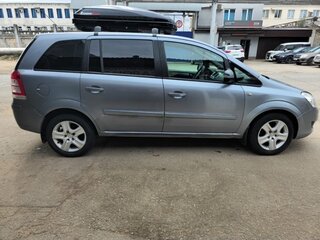 2010 Opel Zafira B Рестайлинг, серый, 440000 рублей, вид 4