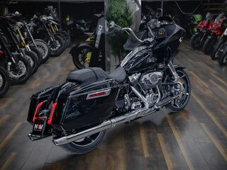 2025 Harley-Davidson Road Glide, чёрный, 3290000 рублей, вид 4
