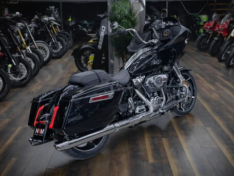 2025 Harley-Davidson Road Glide, чёрный, 3290000 рублей, вид 5