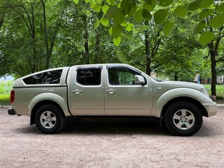 2011 Nissan Navara (Frontier) III (D40) Рестайлинг, серебристый, 1850000 рублей, вид 2