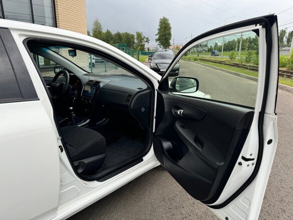 2013 Toyota Corolla X (E140, E150) Рестайлинг, белый, 790000 рублей - вид 14