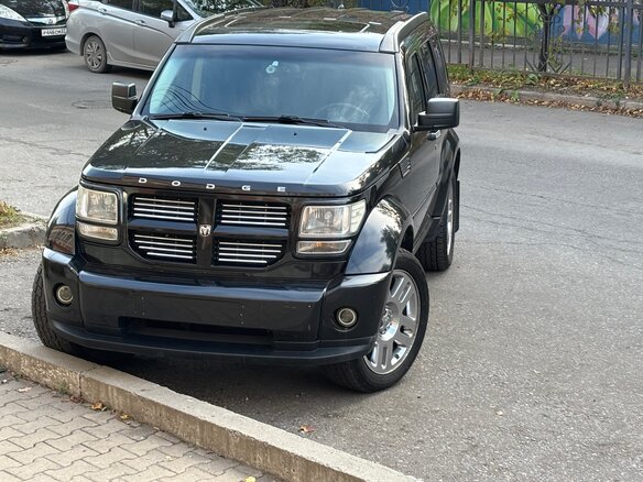 2008 Dodge Nitro, чёрный, 1350000 рублей - вид 5