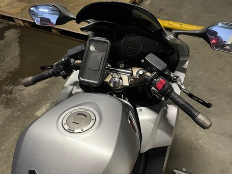 2017 Honda VFR 800, серебристый, 750000 рублей, вид 5