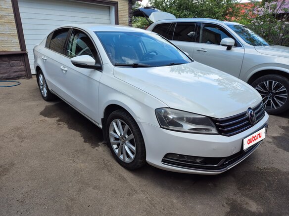2011 Volkswagen Passat B7, белый, 1100000 рублей - вид 5