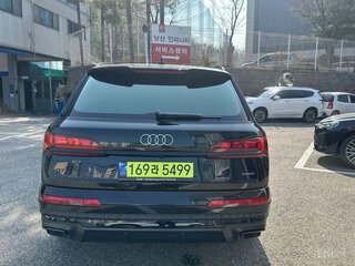 2025 Audi Q7 55 TFSI II (4M) Рестайлинг 2, чёрный, 11259000 рублей, вид 5