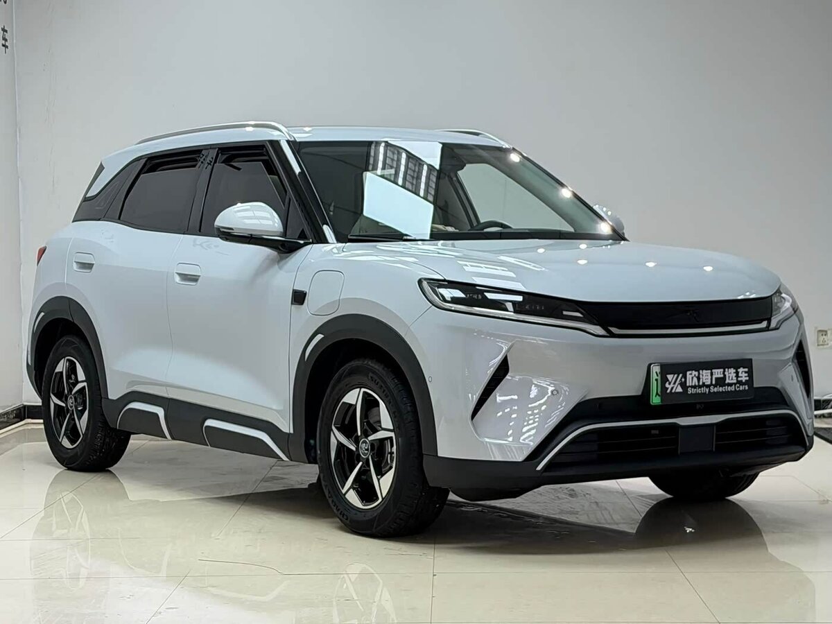 Открыть фотографии: BYD Yuan Up