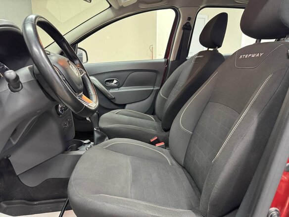 2019 Renault Logan Stepway II Рестайлинг, красный, 930000 рублей - вид 26