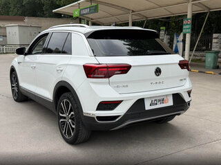 2022 Volkswagen T-Roc I Рестайлинг, белый, 1700500 рублей, вид 5