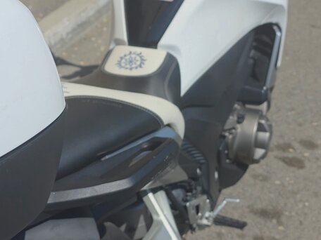 2010 Honda VFR 1200, белый, 550000 рублей, вид 2